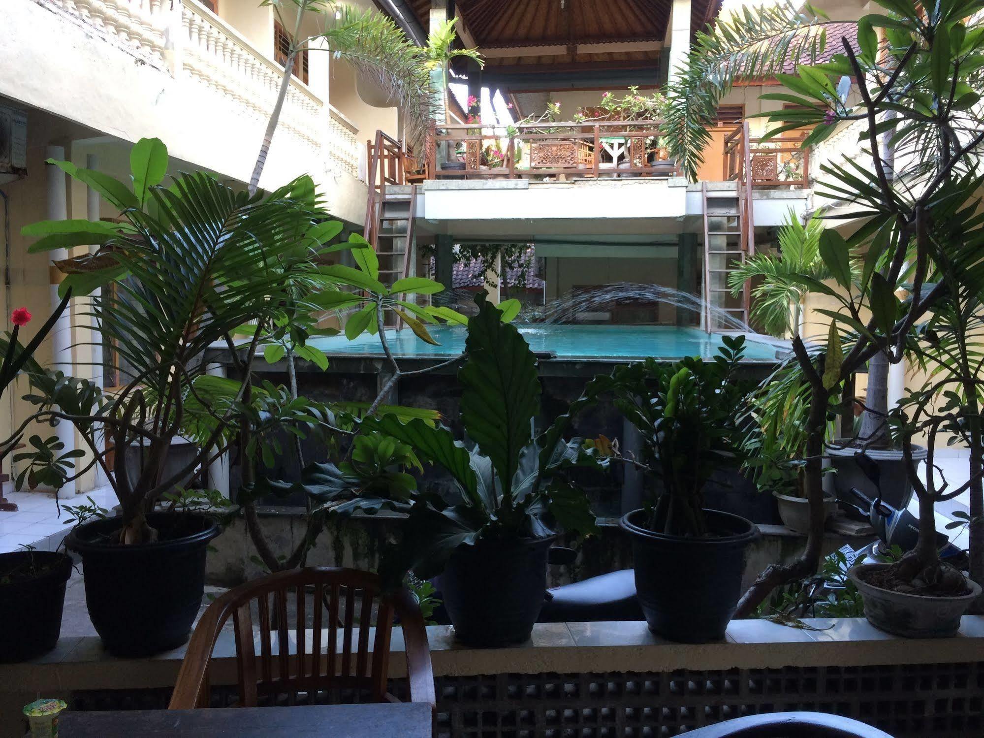 Rita Za Hotel 庫塔 外观 照片