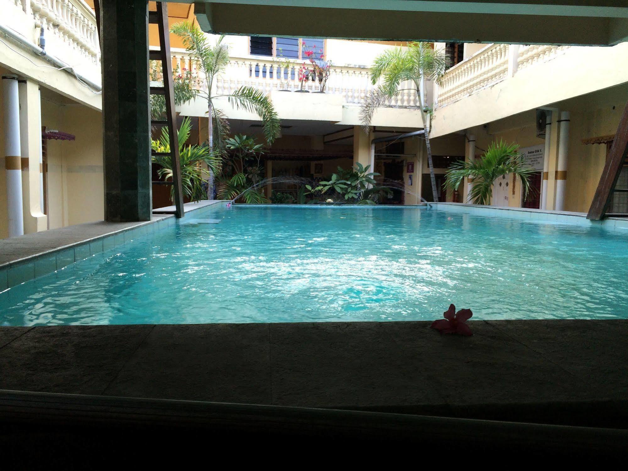 Rita Za Hotel 庫塔 外观 照片